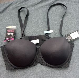 NWT Maidenform Black Bra (40C)